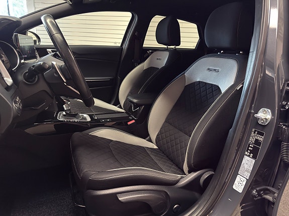 Kia ProCeed 13 of 21