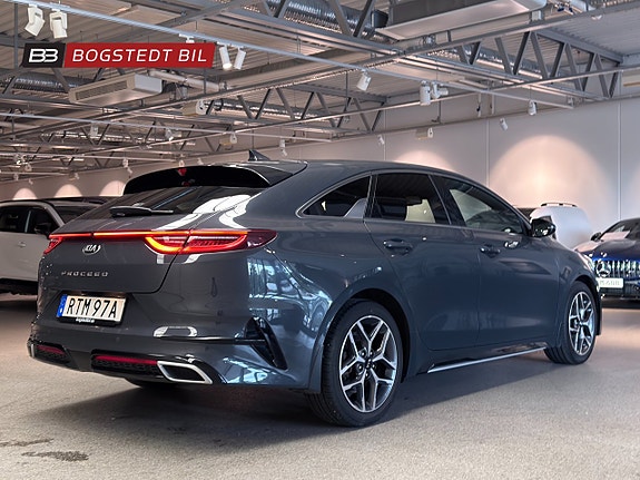 Kia ProCeed 7 of 21
