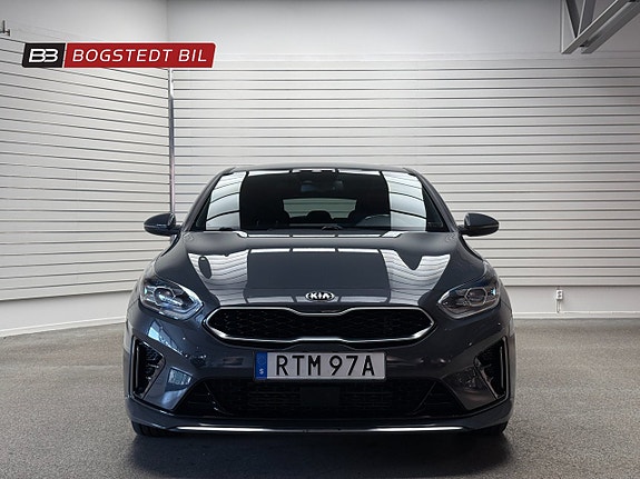 Kia ProCeed 2 of 21