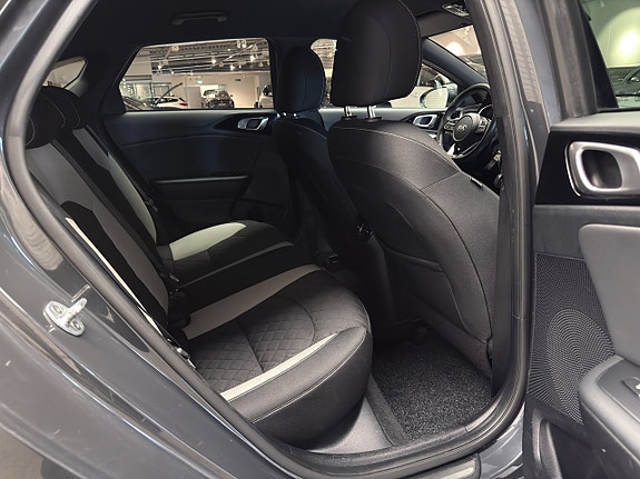 Kia ProCeed 17 of 21