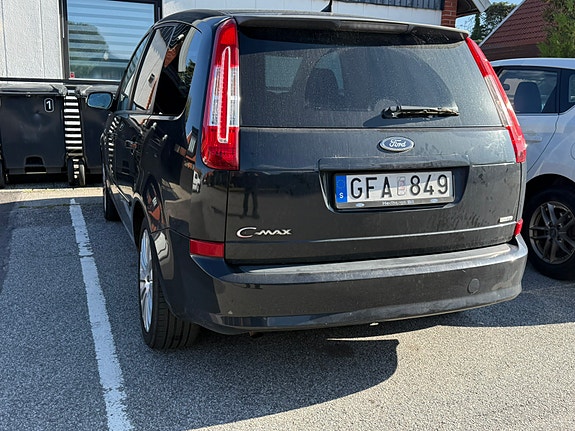 Ford C-Max 5 of 5
