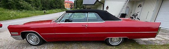 Cadillac Deville 3 of 12