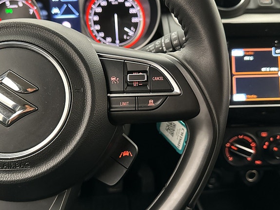 Suzuki Swift 15 of 26