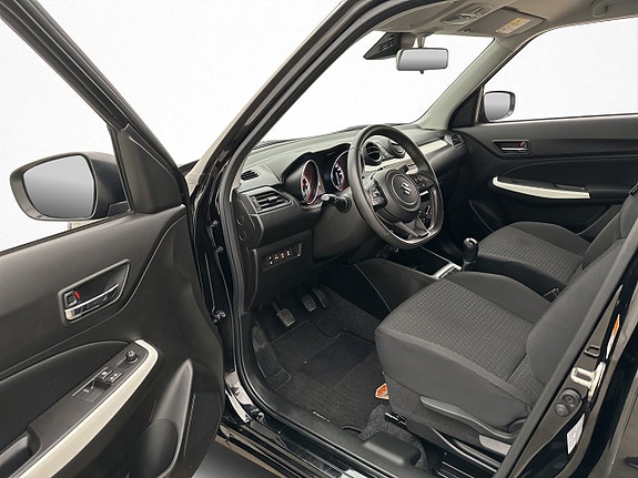 Suzuki Swift 26 of 26