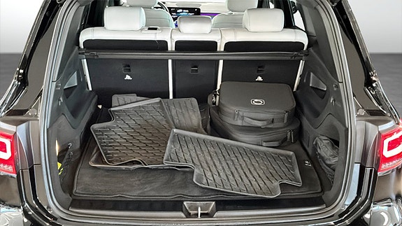 Mercedes-Benz EQB300 10 of 25