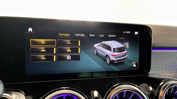 Mercedes-Benz EQB300 17 of 25