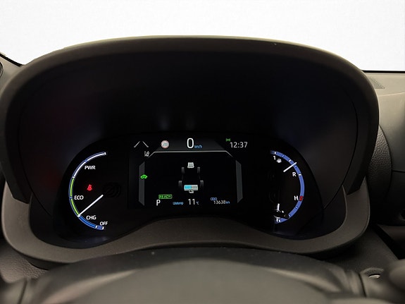 Toyota Yaris Cross 16 of 30