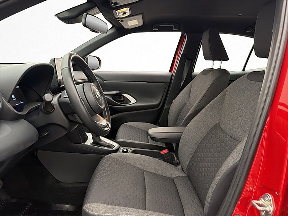 Toyota Yaris Cross 12 of 30