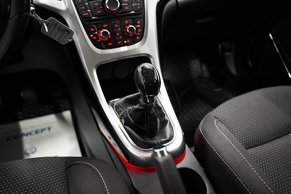 Opel Astra 13 of 19