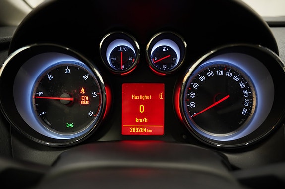Opel Astra 12 of 19