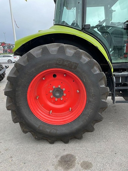 CLAAS Arion 630 C 7 of 10