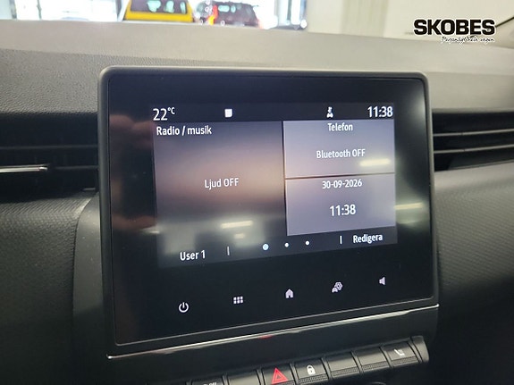 Renault Clio 7 of 11