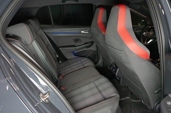 Volkswagen Golf I 17 of 18