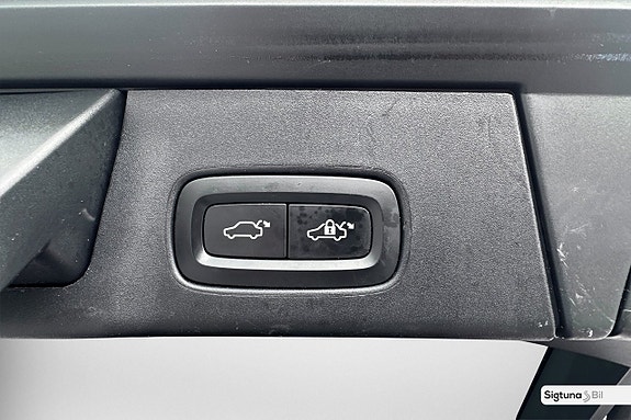 Volvo V90 Cross Country 28 of 30
