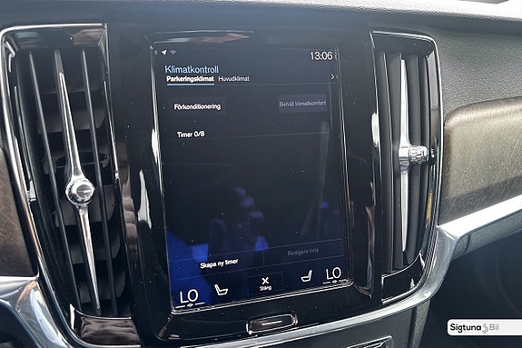 Volvo V90 Cross Country 24 of 30