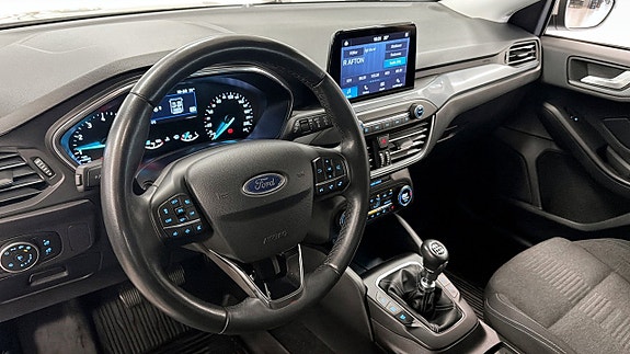 Ford Focus 12 of 23