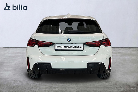 BMW 120 4 of 17