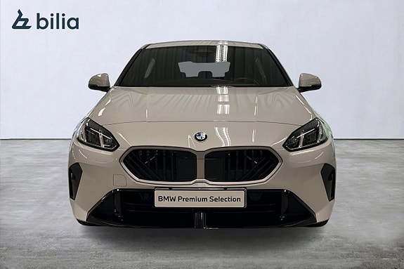 BMW 120 5 of 17