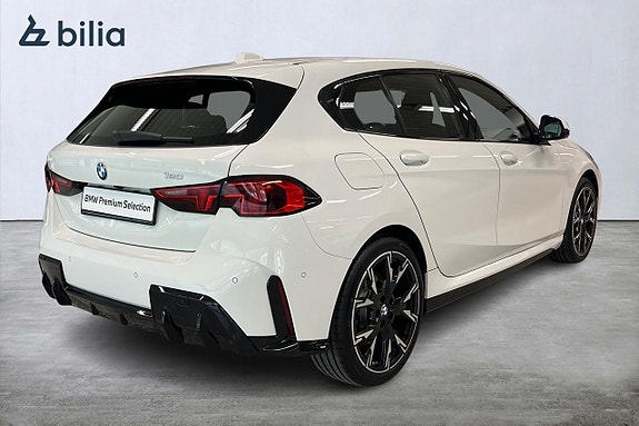 BMW 120 16 of 17