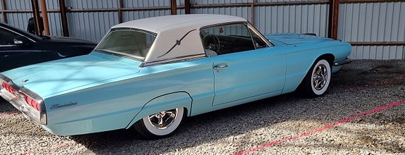 Ford Thunderbird 7 of 23
