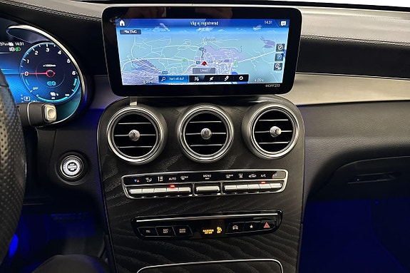 Mercedes-Benz GLC300 de 22 of 24
