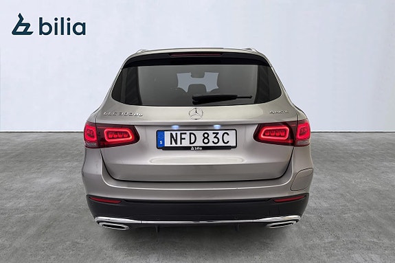Mercedes-Benz GLC300 de 7 of 24
