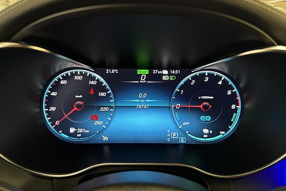 Mercedes-Benz GLC300 de 21 of 24