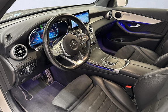 Mercedes-Benz GLC300 de 17 of 24