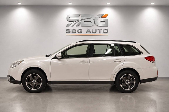 Subaru Outback 4 of 16
