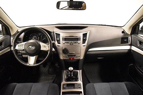 Subaru Outback 8 of 16