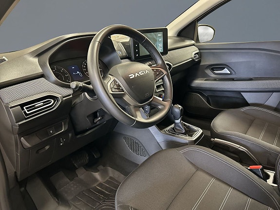 Dacia Sandero 5 of 13