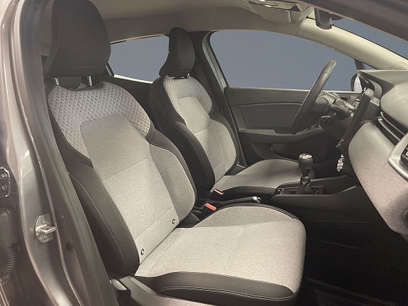 Renault Clio 7 of 14