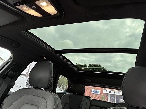 Volvo XC60 12 of 19