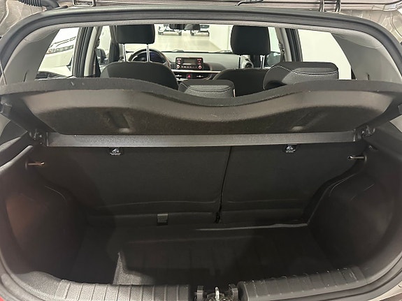 Kia Picanto 6 of 12