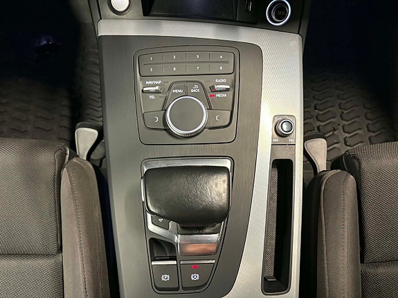 Audi Q5 10 of 14