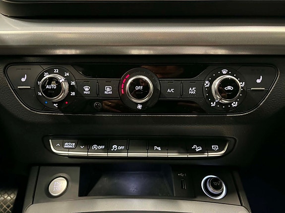 Audi Q5 9 of 14