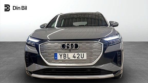 Audi Q4 e-tron 4 of 14