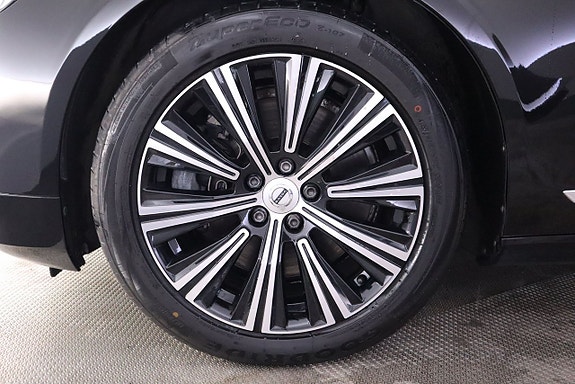 Volvo V90 10 of 22