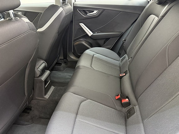 Audi Q2 7 of 14