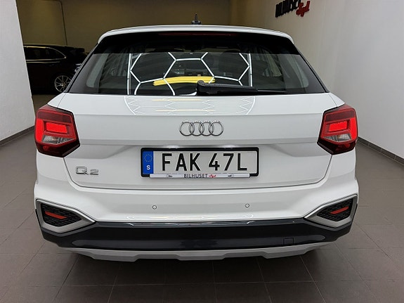 Audi Q2 8 of 14