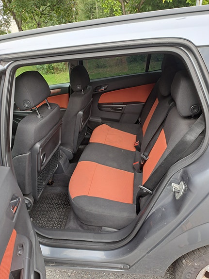 Opel Astra 6 of 6