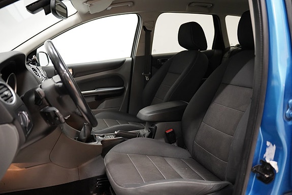 Ford Focus 7 of 18