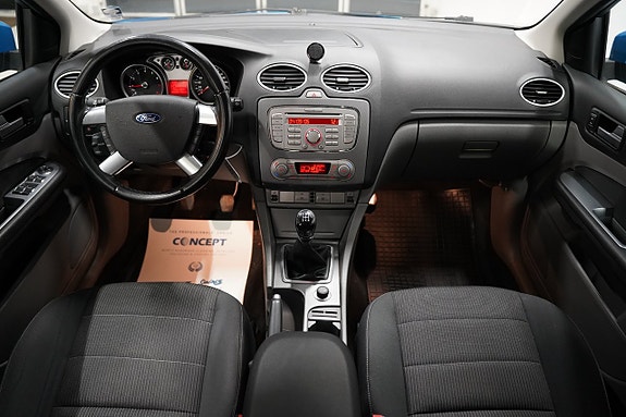 Ford Focus 10 of 18