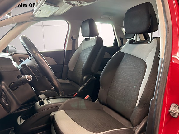 Citroen C4 Picasso 13 of 19