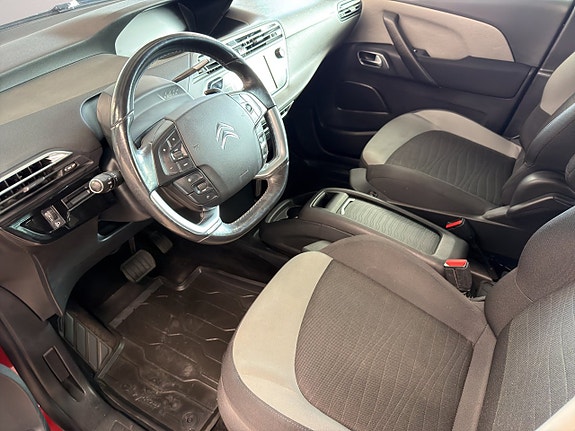 Citroen C4 Picasso 9 of 19