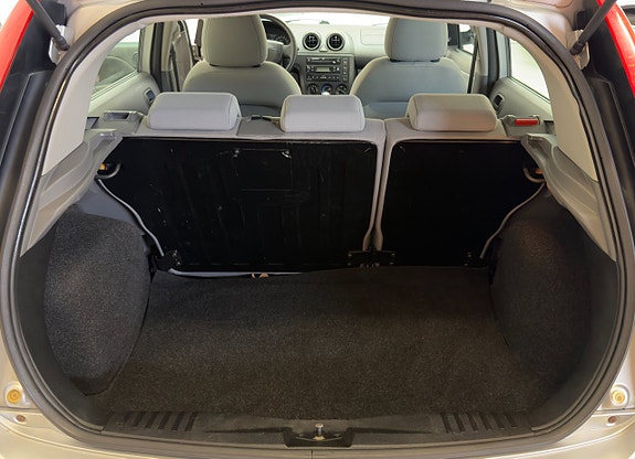 Ford Fiesta 15 of 15