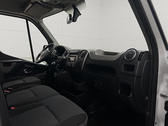 Renault Master 25 of 29
