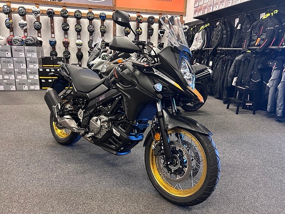 Suzuki V-Strom 650 XT 3 of 6