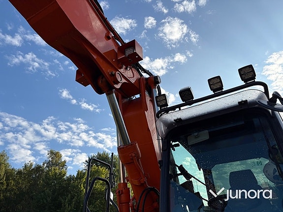 Hjulgrävare Hitachi ZX140W-5B 27 of 30