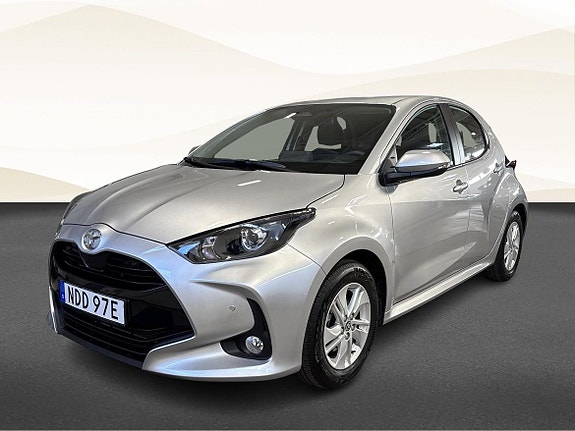 Toyota Yaris 19 of 19